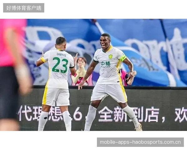 国安4项亚冠纪录，法比奥之外的最大功臣——这位“黑马”让球迷为之疯狂